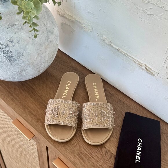 Authentic Chanel Tweed Slides Beige Gold CC Logo Sandals - Picture 9 of 9